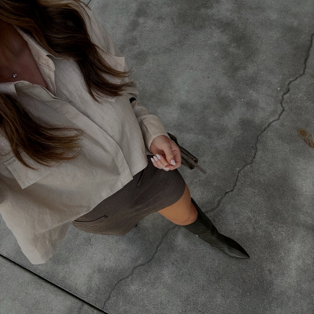 L’academie, Beige Cropped Shirt